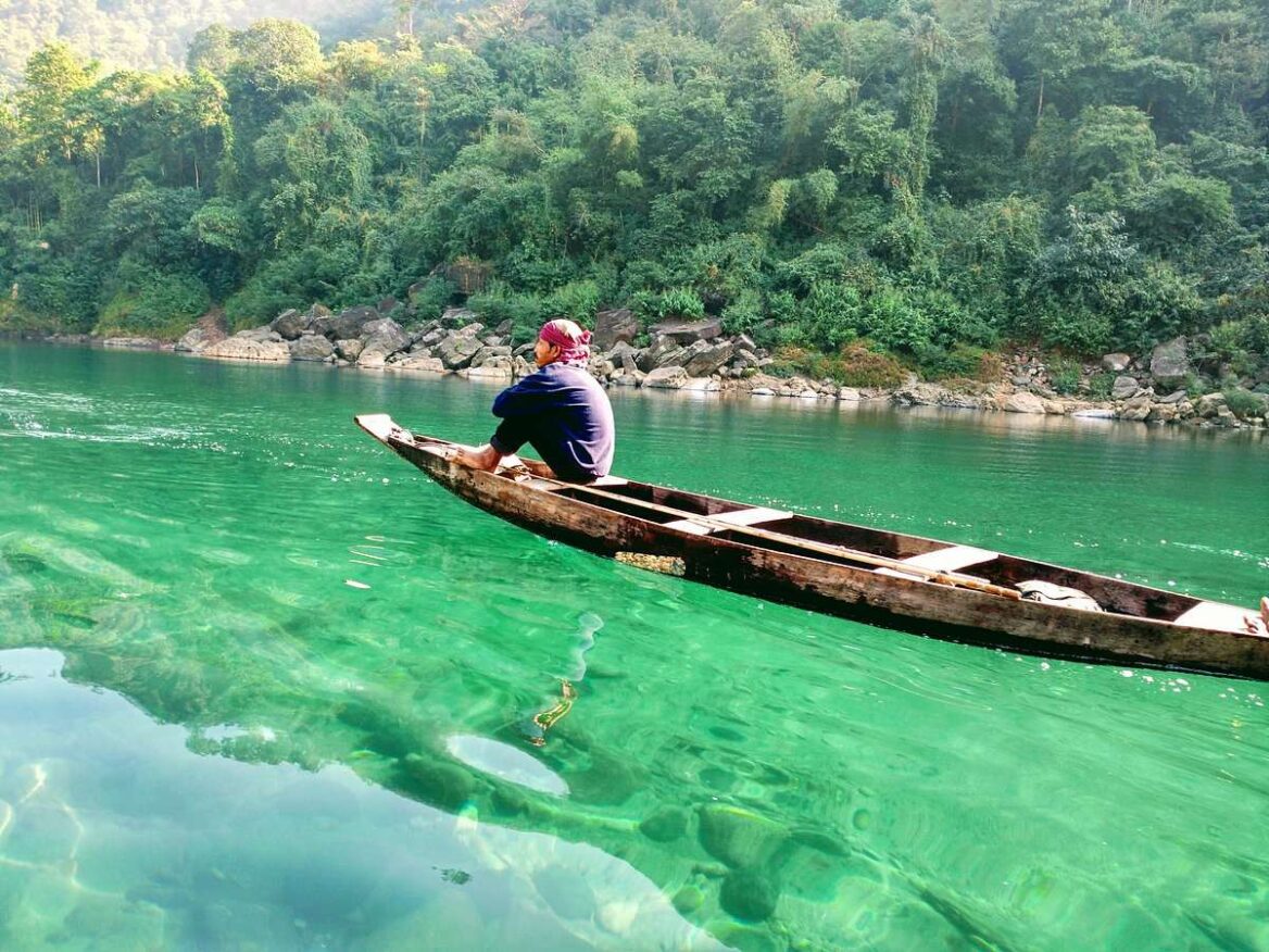 Meghalaya New Year Dawki Meghalaya cultural tour Khasi & Jaintia heritage Mawlynnong living root bridges Shillong historical sites Meghalaya handicrafts